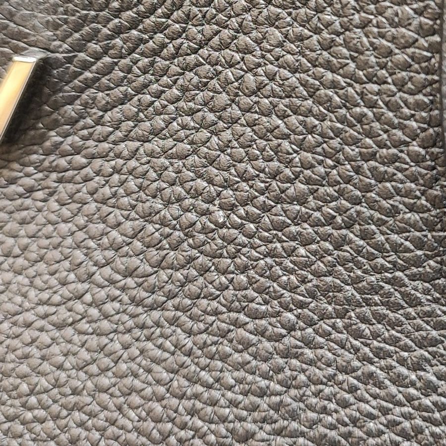 Louis Vuitton Lockme Go-9