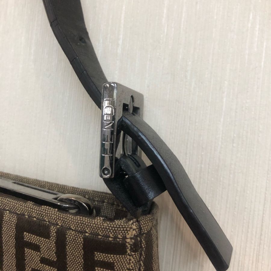 FENDI 全布老花 奶茶色 麻雀袋 XA491-20