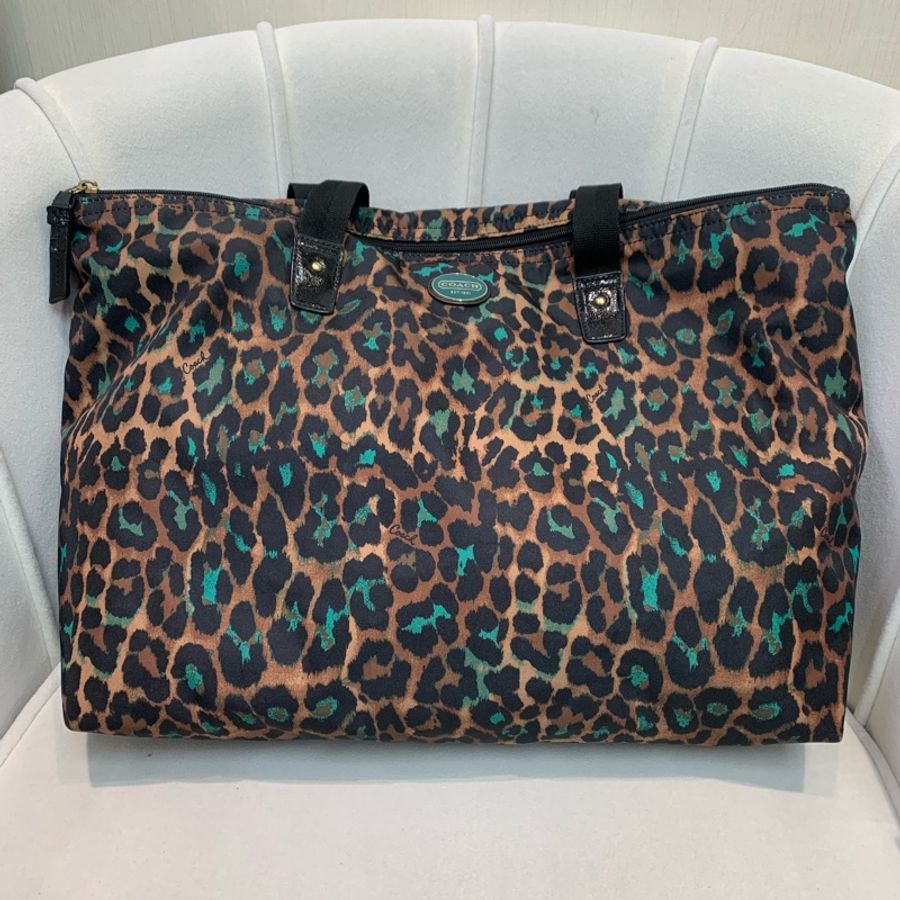 Coach 啡色豹紋大托特包 布料 XB543-26