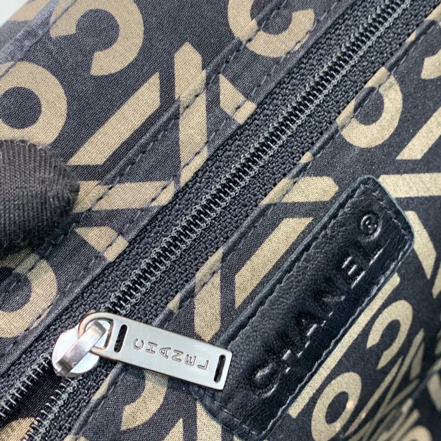 Chanel 2.55 黑色銀扣菱格 保齡球袋 銀色皮穿鏈XB547-47