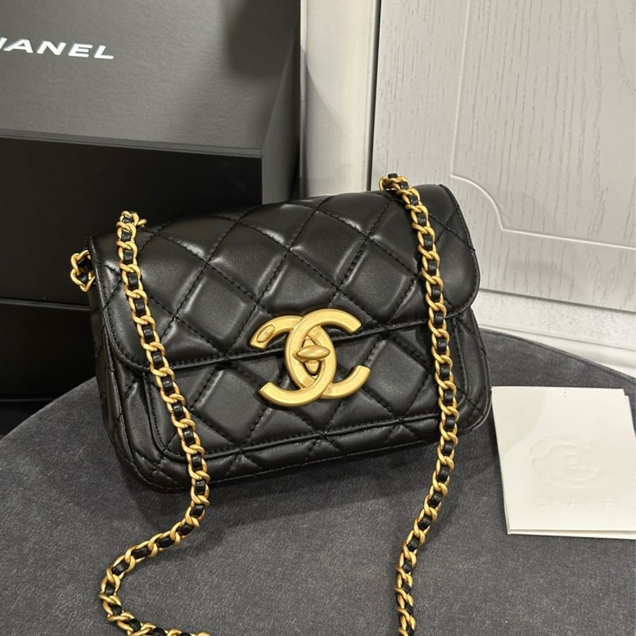 Chanel 24b黑金方胖子大logo 芯片款 #專櫃22萬入手🈶購證 #近新閒置帶膜-11