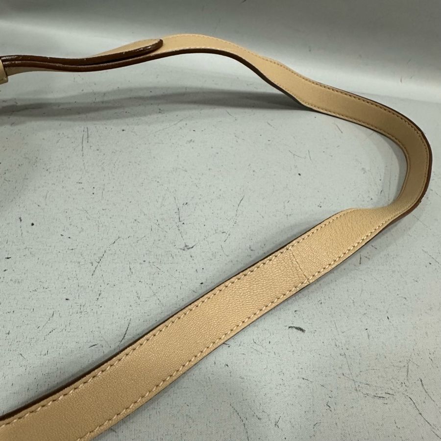 ferragamo 奶茶色蝴蝶結肩背手提包-60