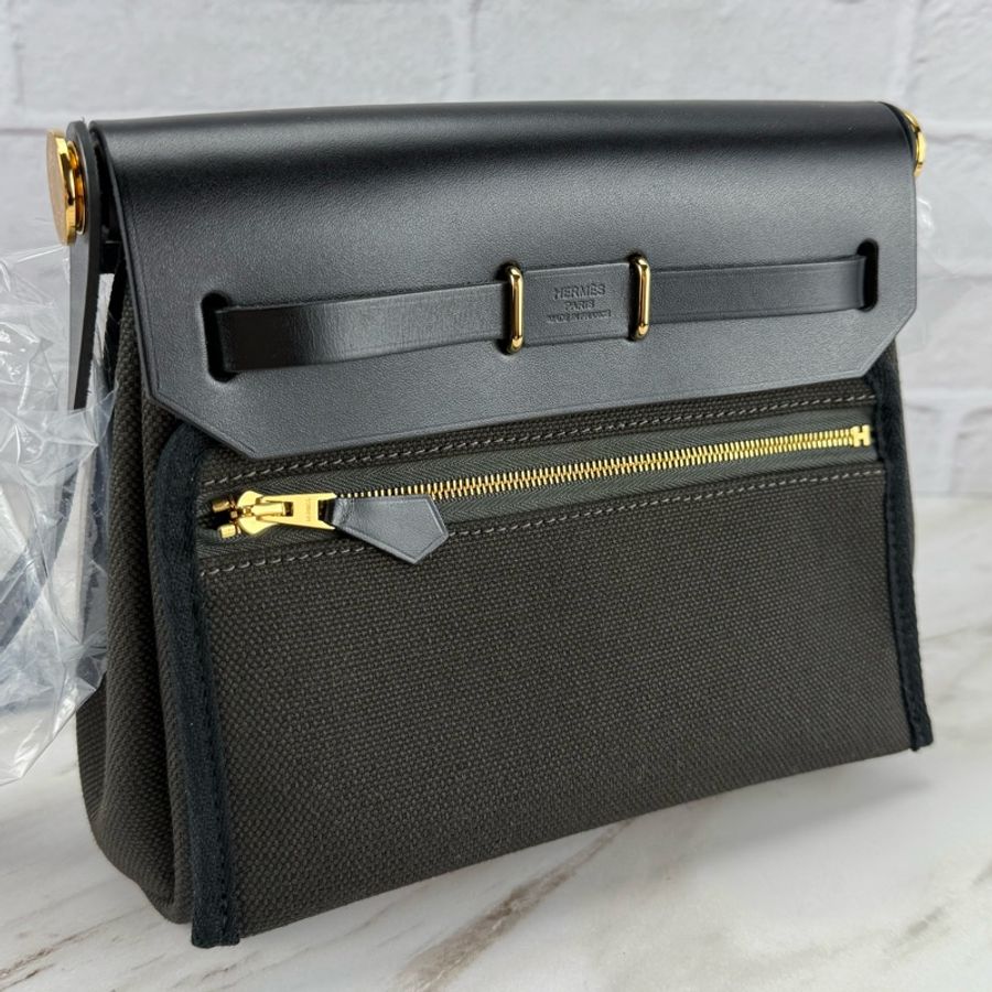 愛馬仕 Hermès Mini Herbag Zip 20 dark bronze 黑➕黑銅色 金釦 肩背包/ 斜背包-14