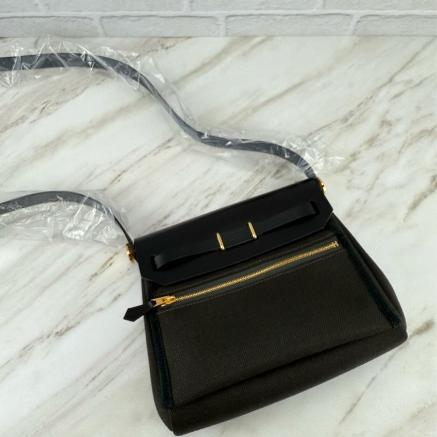 愛馬仕 Hermès Mini Herbag Zip 20 dark bronze 黑➕黑銅色 金釦 肩背包/ 斜背包-17