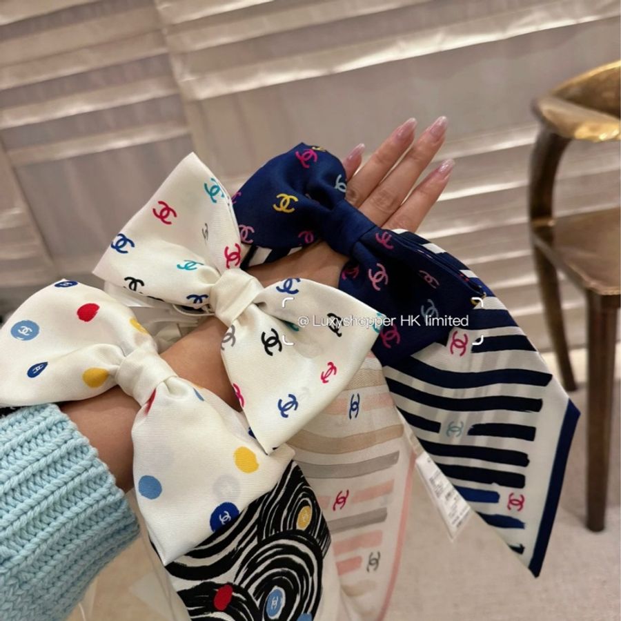 Chanel 香奈兒 AA9996 HAIRBAND 【24S 春夏】彩色蝴蝶結條紋絲巾髮繩/髮圈-3