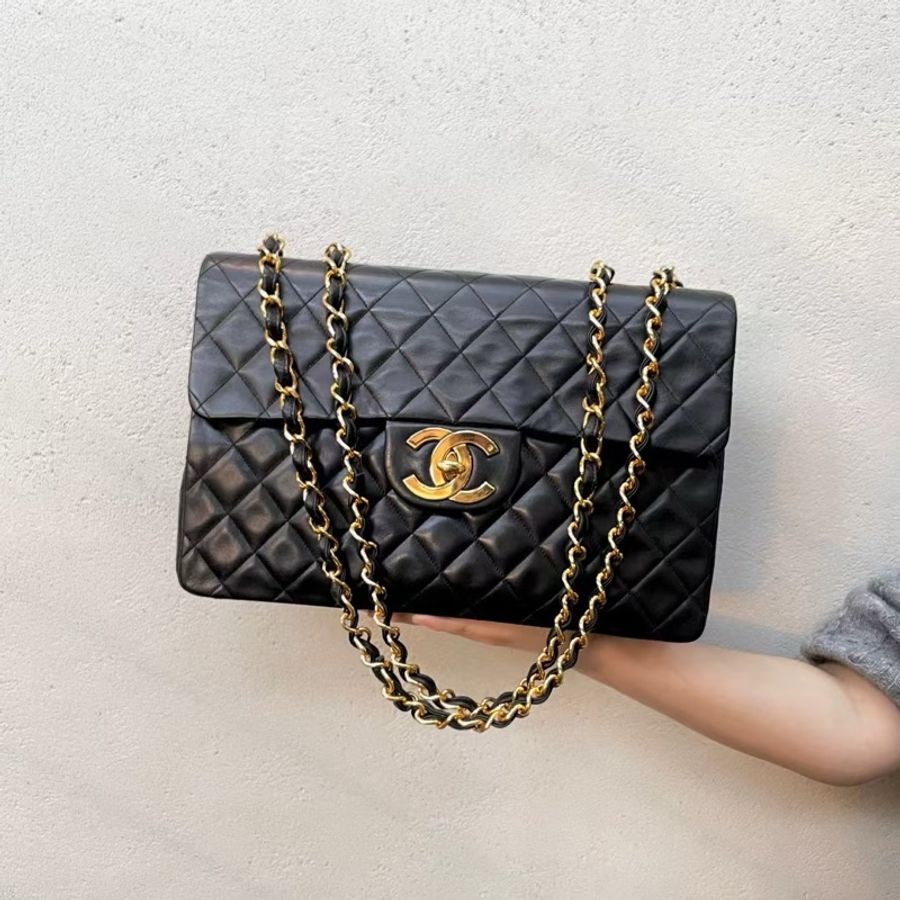 「JL精品代購」9新 Chanel黑金耐用老羊皮大logo貝嫂包-0