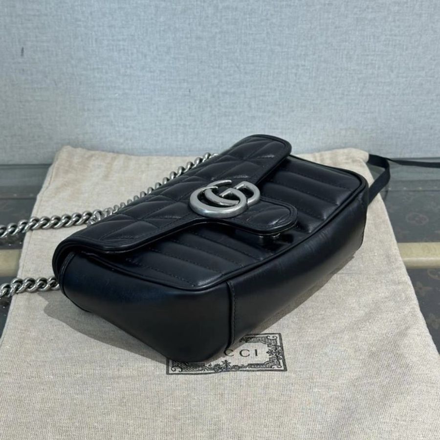 GUCCI 黑銀Marmont馬蒙22肩背斜背鏈條包 21*14*6 98新配件塵袋-2