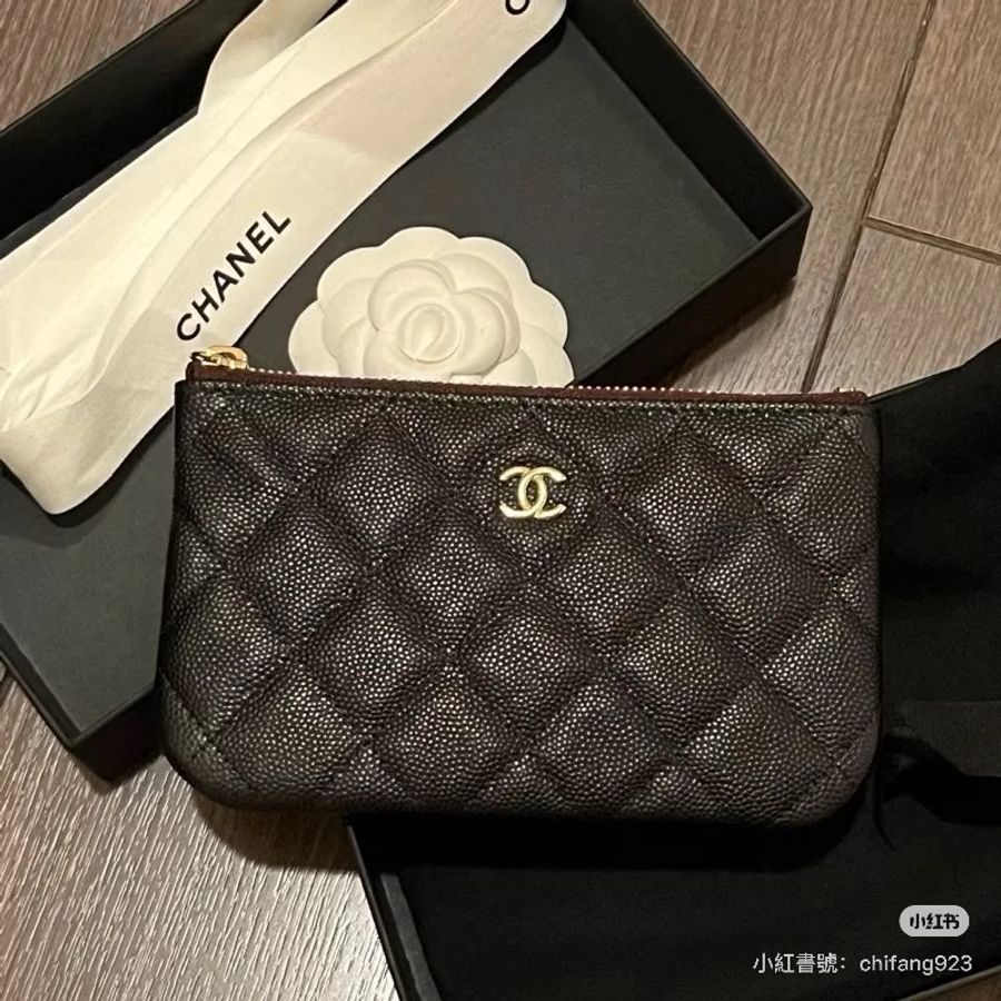 CHANEL 一字拉鍊零錢包-6