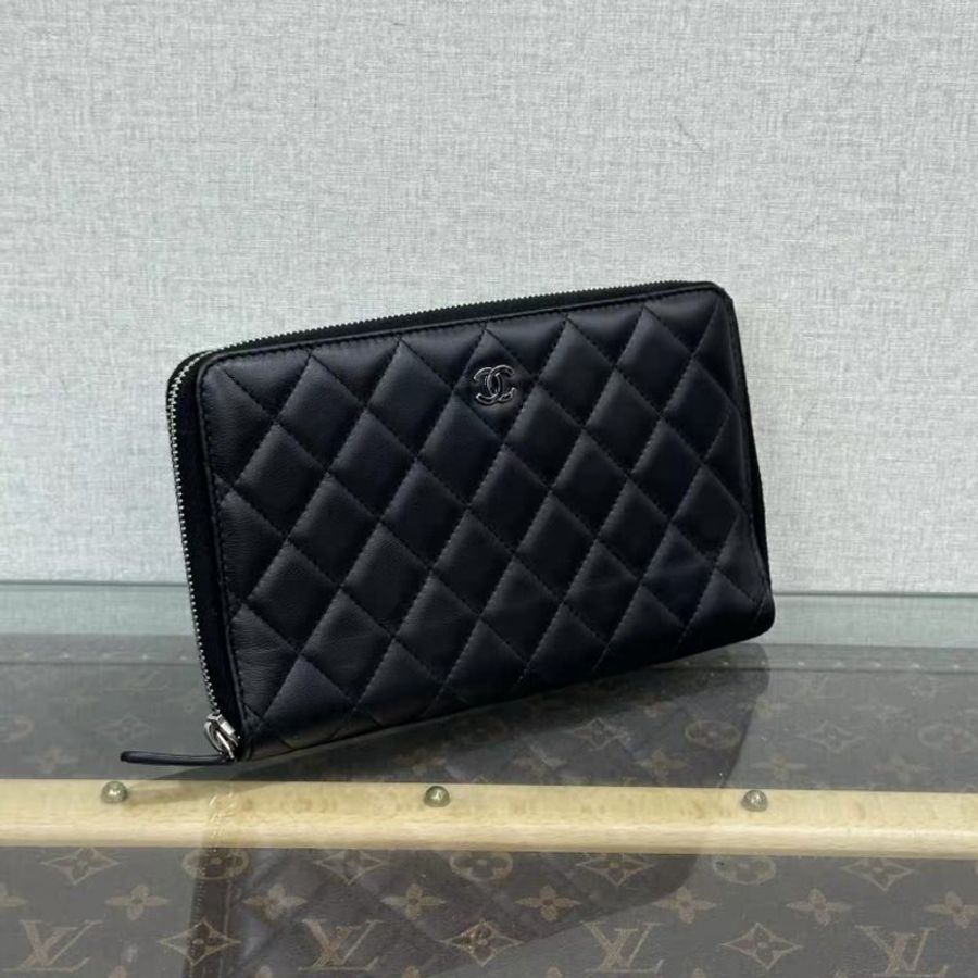 CHANEL 黑色銀扣菱格紋長款拉鍊錢包20*13*2  98新-1