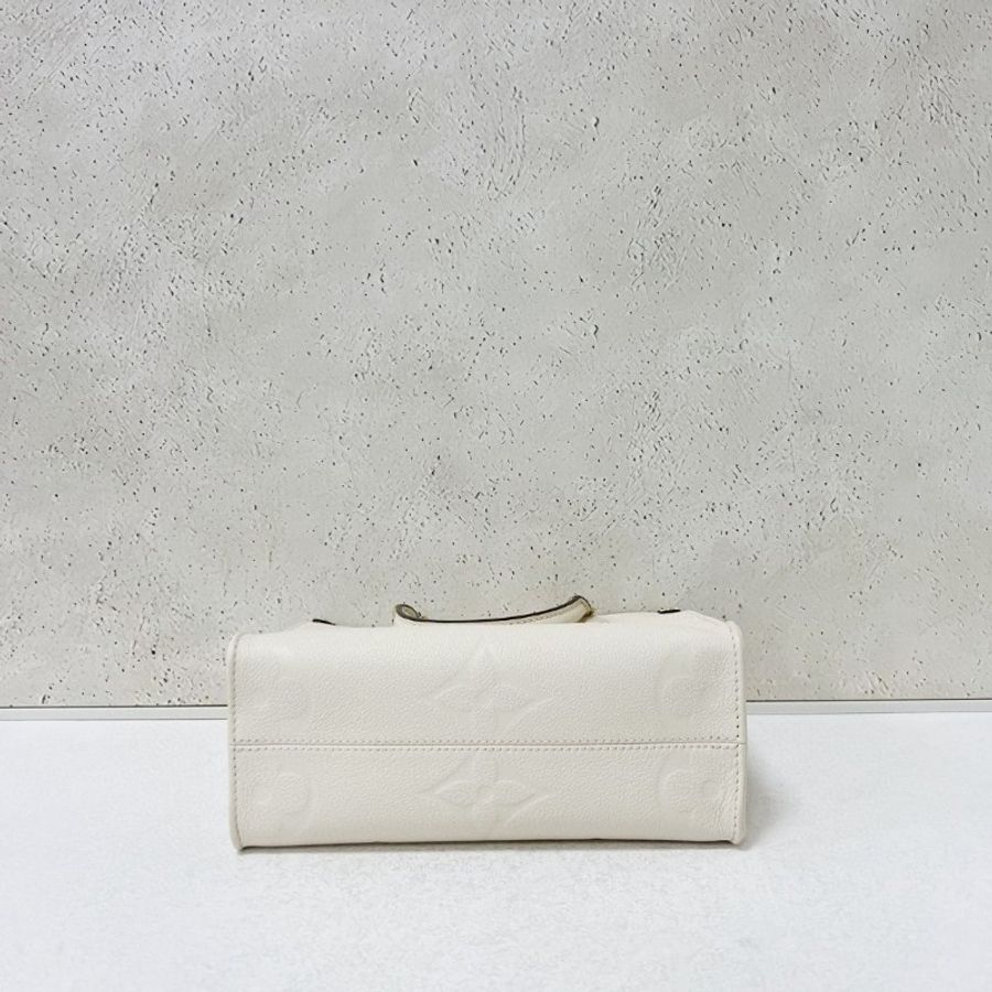 LV onthego small 米白色 全皮小號-4