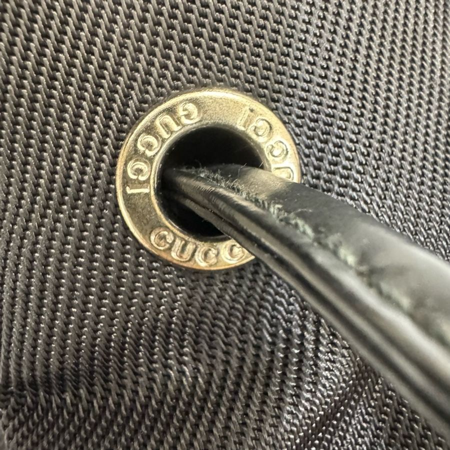 Gucci 竹節尼龍黑色小後背包-13