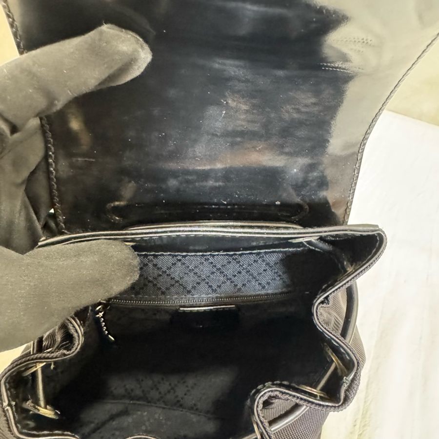 Gucci 竹節尼龍黑色小後背包-17