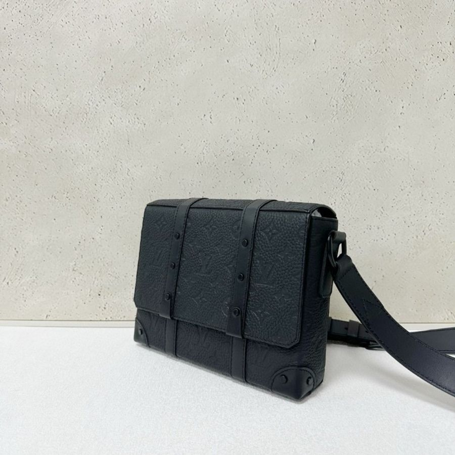 LV 黑武士老花trunk 郵差-1