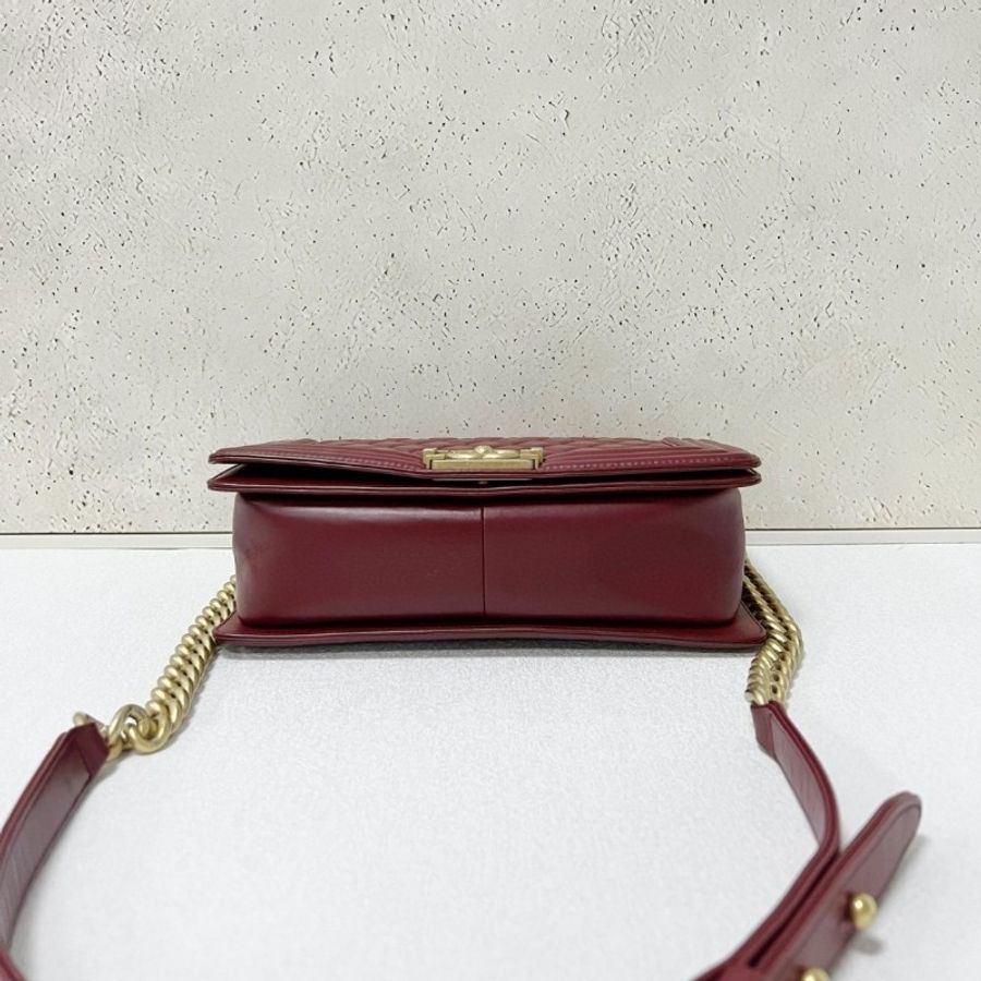 Chanel 酒紅色牛皮 leboy medium 中號-8