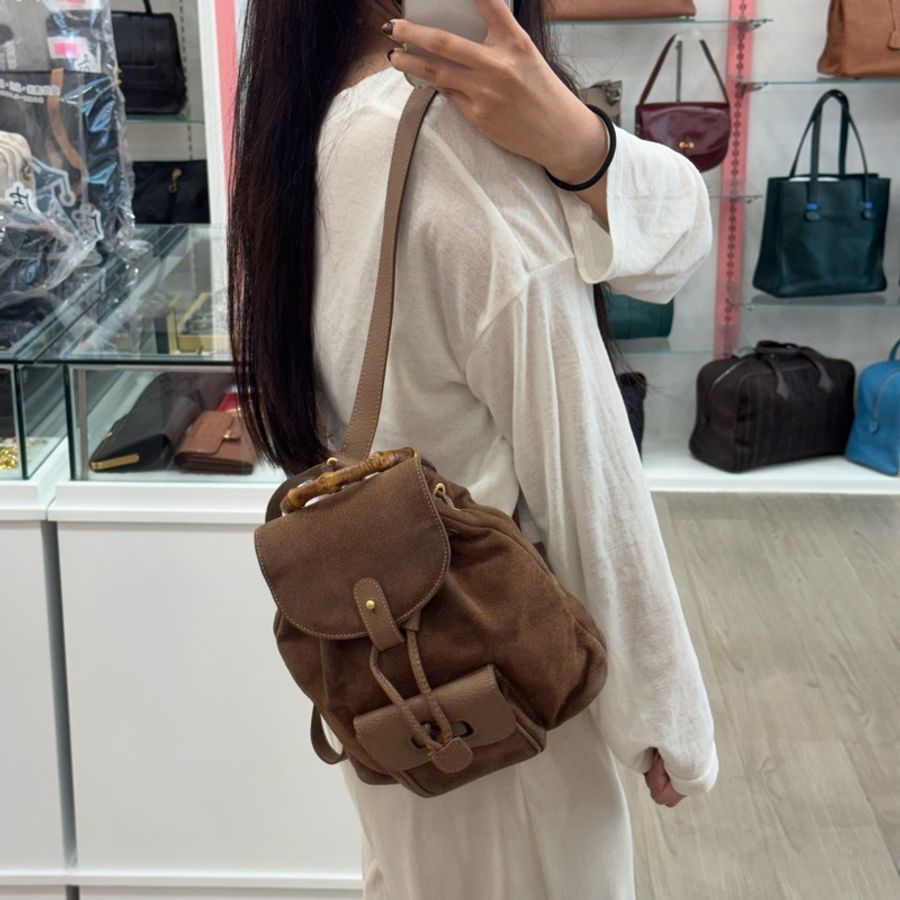 Gucci 竹子麂皮絨面咖後背包-2
