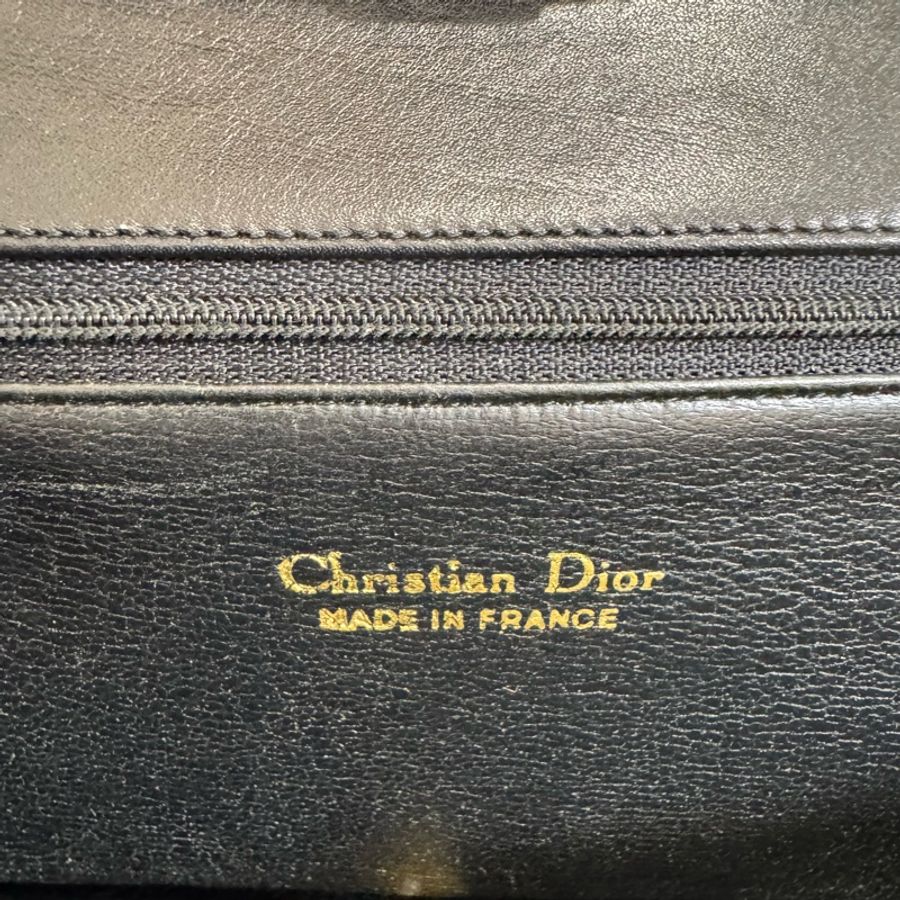 Dior 立體CD 黑色皮革斜背包-12