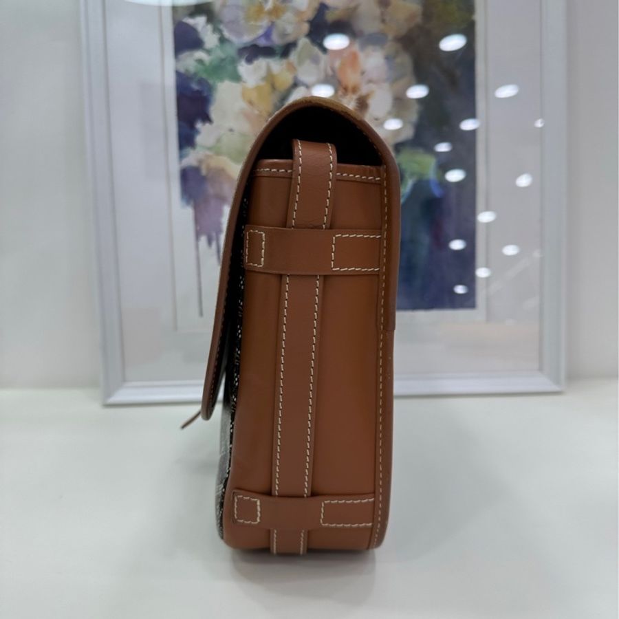 GOYARD戈雅Belvédère棕色Y字老花涂层帆布邮差包肩背包~短途出游必備~中號-4