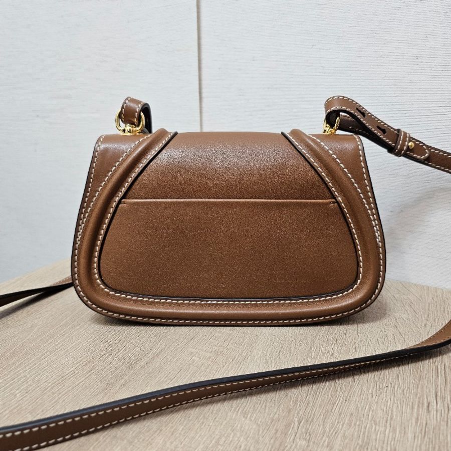 [新款新到❣️] Gucci 棕色金釦Blondie小號斜背包-1