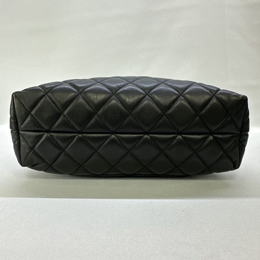 CHANEL 雙C菱格小羊皮托特包-7