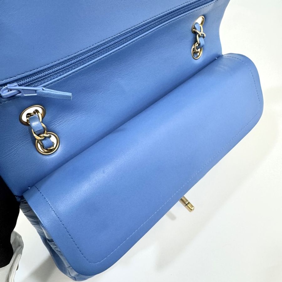 Chanel天空藍金釦羊皮COCO 25CM A01112-8