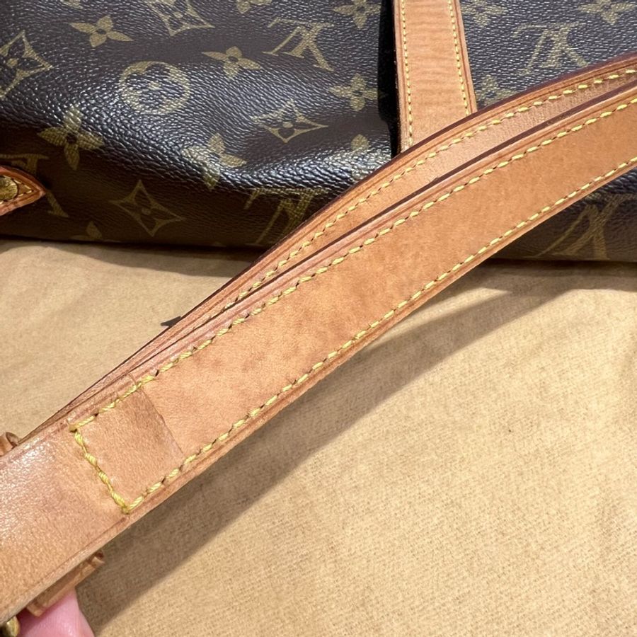 LOUIS VUITTON 小號雙子星-23