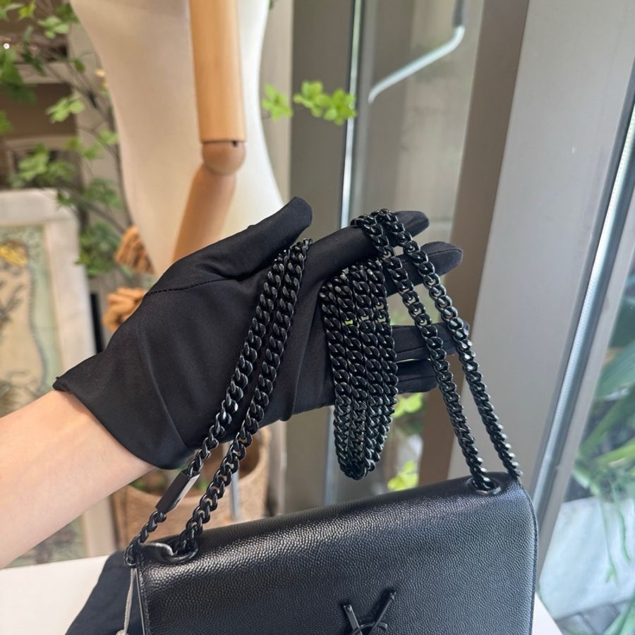 YSL 全黑魚子醬牛皮kate鏈條包 尺寸約20 X 12.5 X 5-7