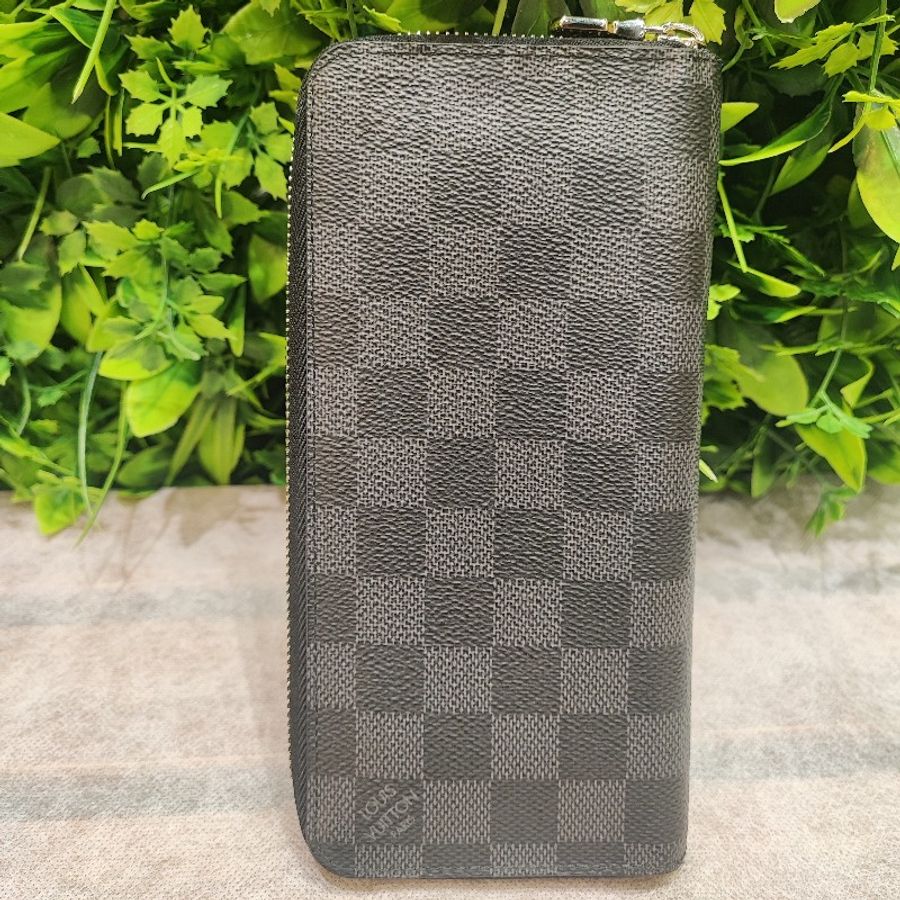 Louis Vuitton Zippy Vertical-1