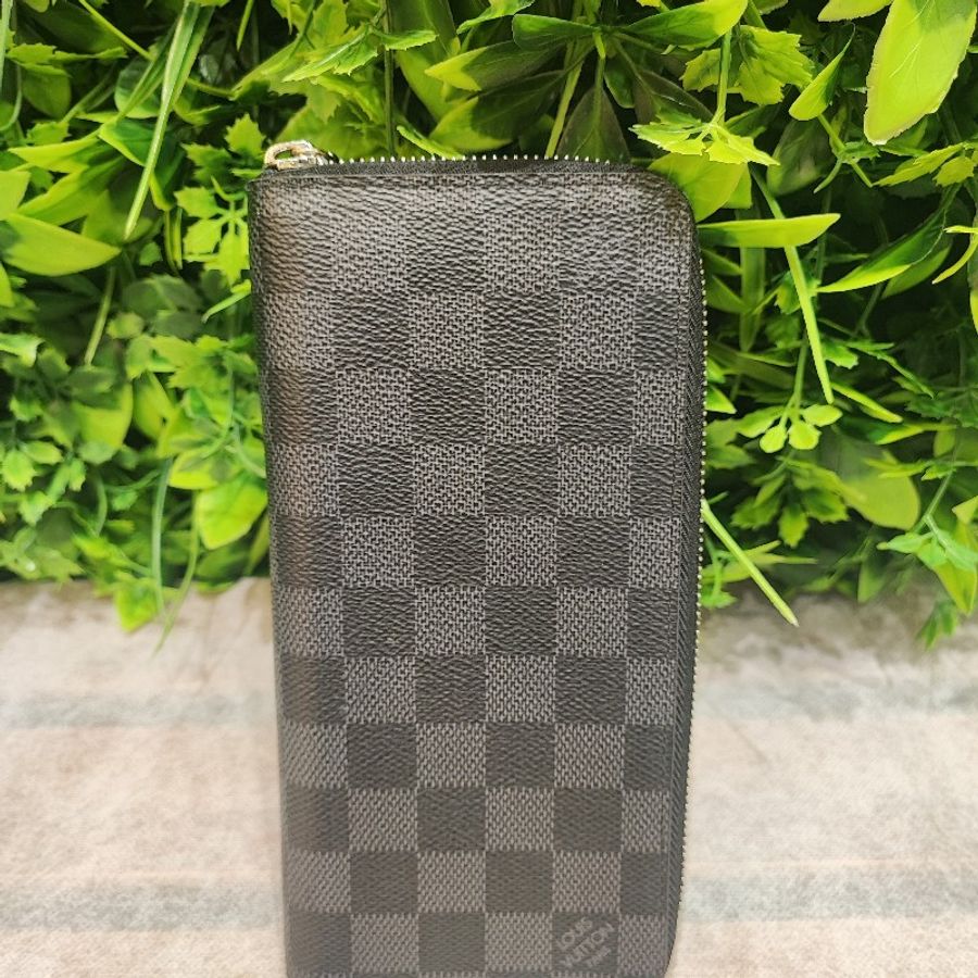 Louis Vuitton Zippy Vertical-2