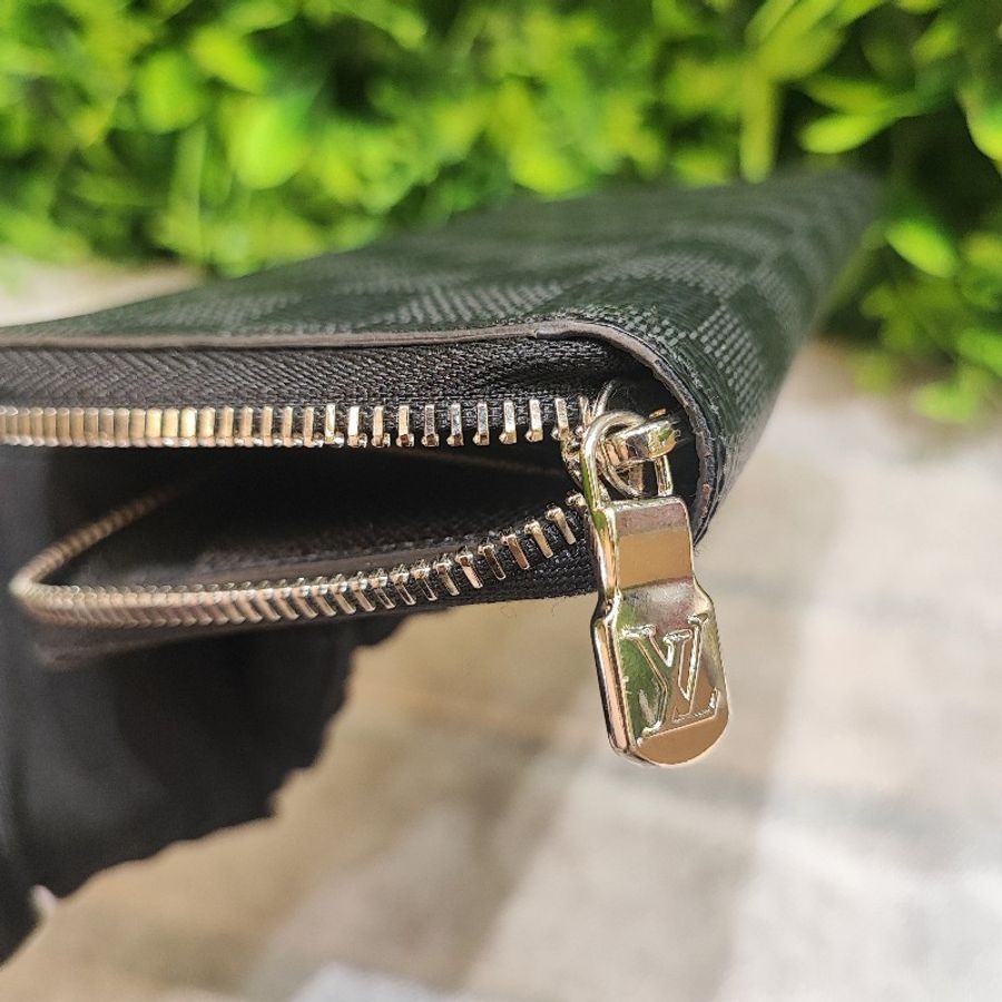 Louis Vuitton Zippy Vertical-6