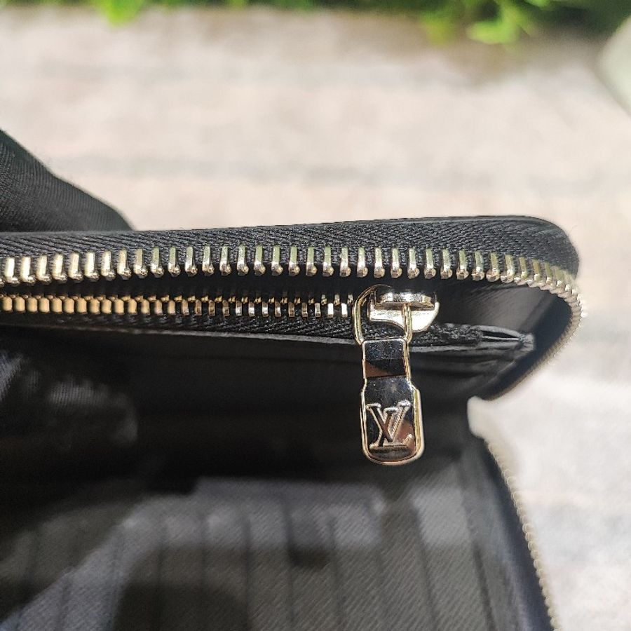 Louis Vuitton Zippy Vertical-13