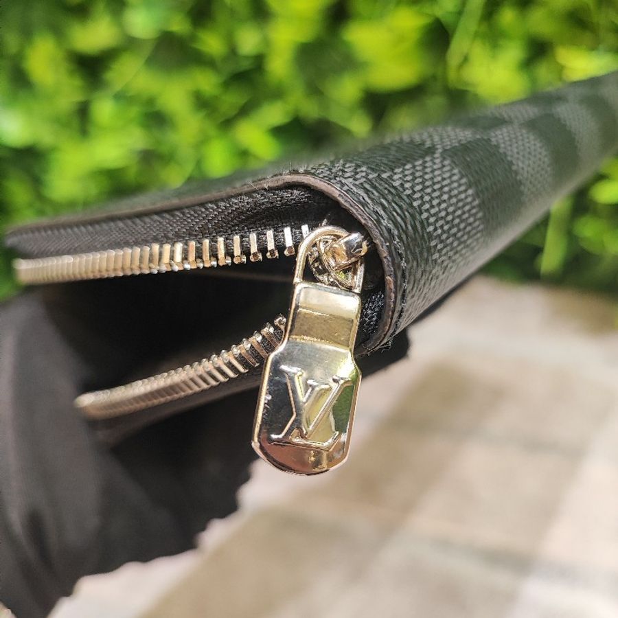 Louis Vuitton Zippy Vertical-14