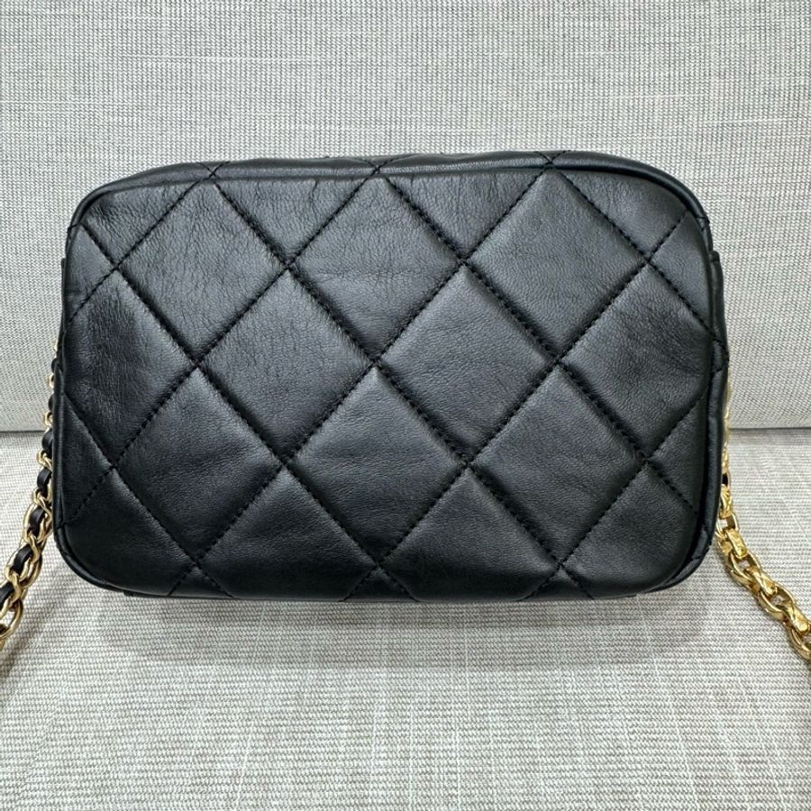 香奈兒 Chanel 黑金羊皮鎏金鍊相機包-6