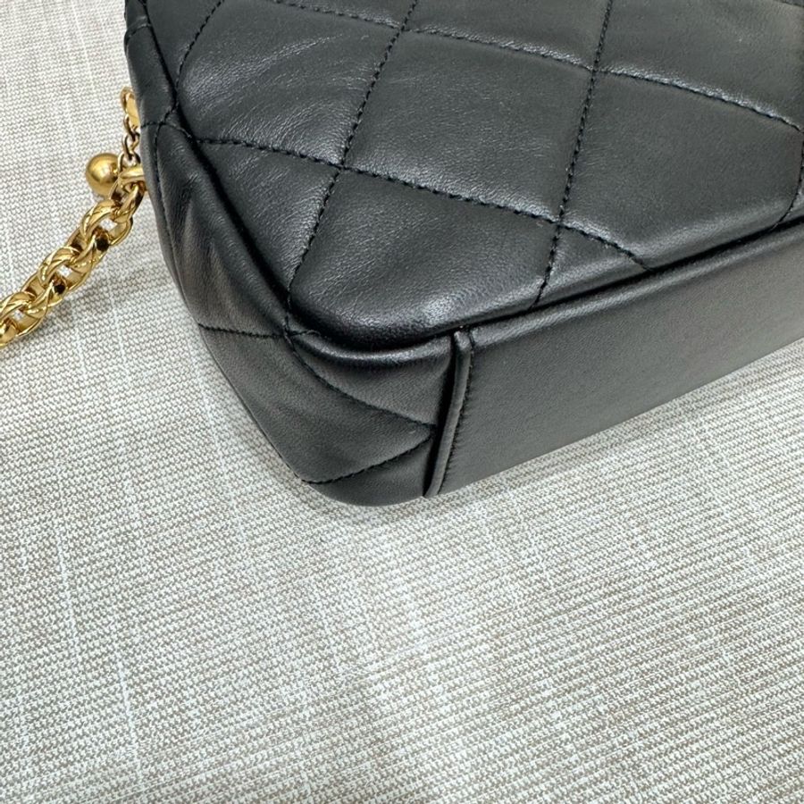 香奈兒 Chanel 黑金羊皮鎏金鍊相機包-12