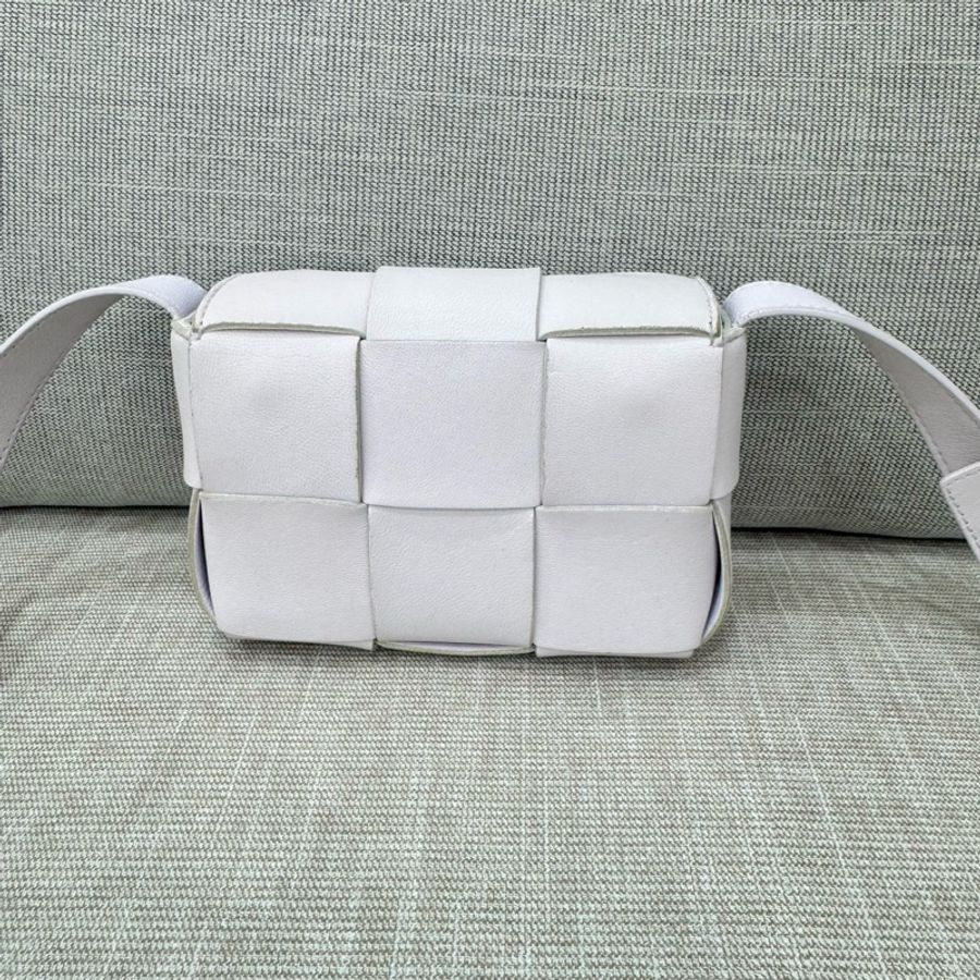 BOTTEGAVENETA mini cassette迷你小廢包 肩背包 斜背包-7