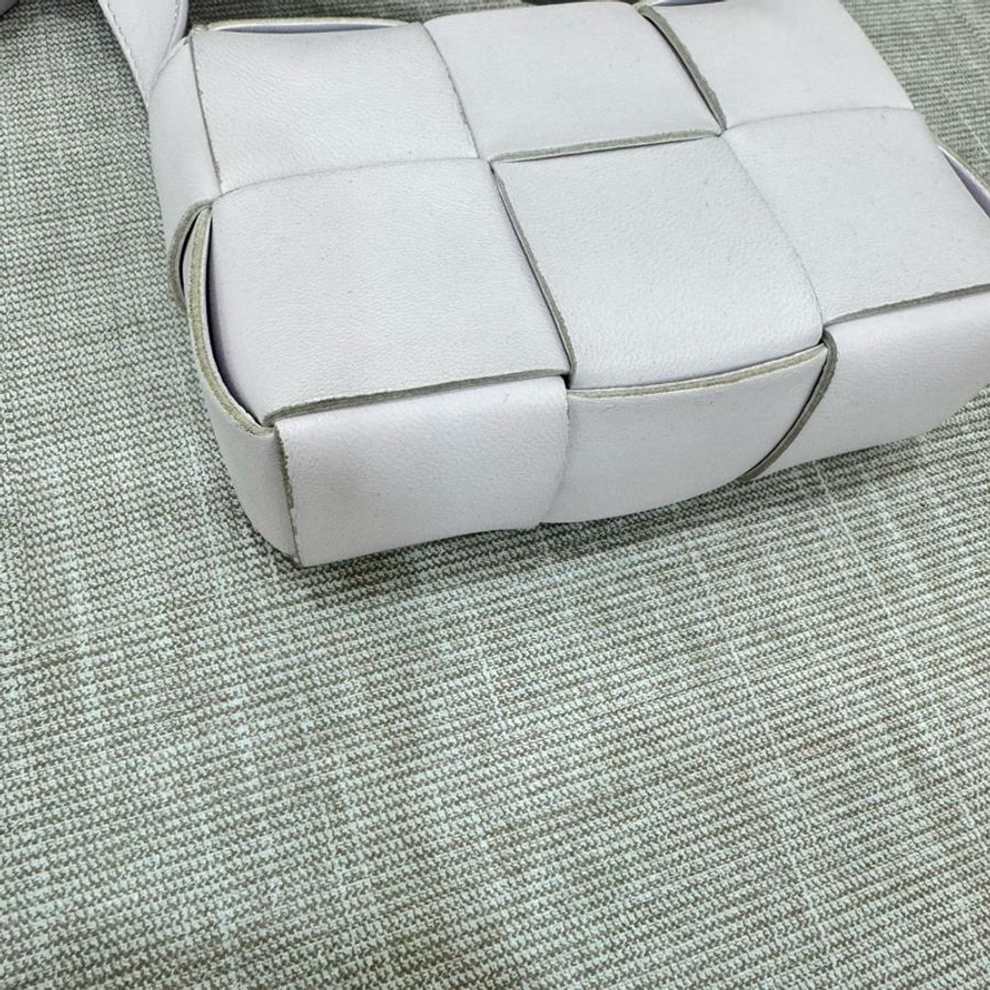 BOTTEGAVENETA mini cassette迷你小廢包 肩背包 斜背包-11