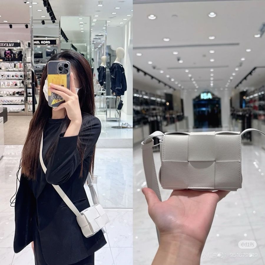 BOTTEGAVENETA mini cassette迷你小廢包 肩背包 斜背包-26