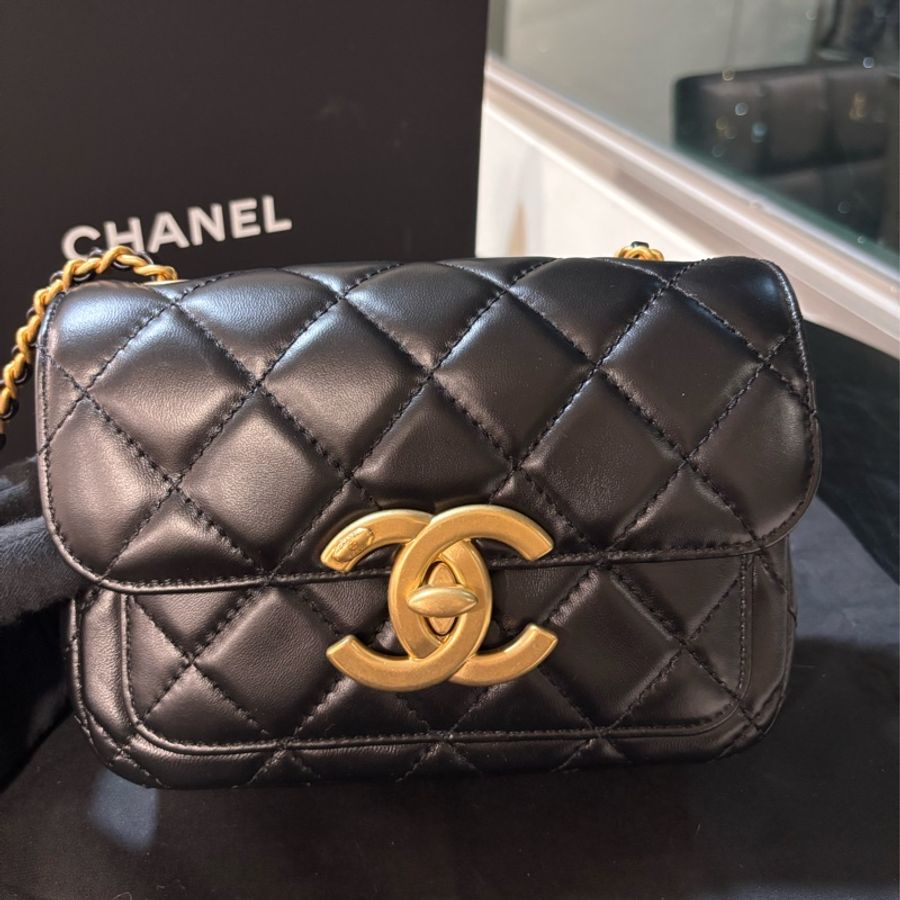 全網最低價🤩Chanel黑金24s大logo菱格紋方胖子斜挎單肩包-6