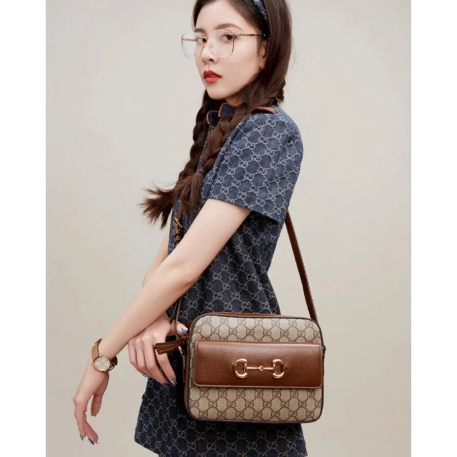 GUCCI古馳 Horsebit 1955 金色馬銜扣老花相機斜挎包 女款 烏木色-4