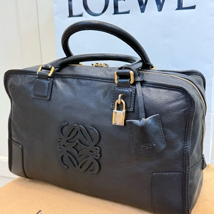 出清特價｜真品 LOEWE AMAZONA 黑色小牛皮包 豆腐包 小方包 枕頭包-0