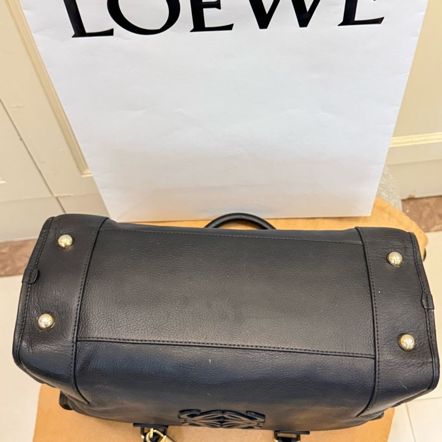 出清特價｜真品 LOEWE AMAZONA 黑色小牛皮包 豆腐包 小方包 枕頭包-5