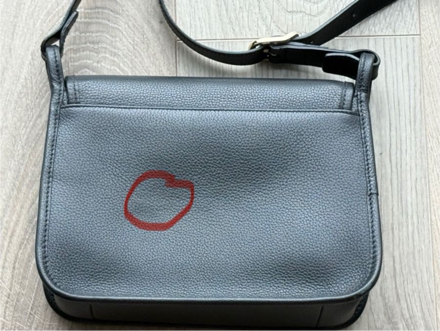 Longchamp LE FOULONNÉ 馬鞍斜背包,已停產的中號尺寸,黑色-22