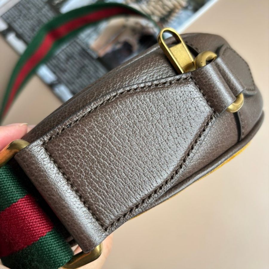 ::GUCCI:: adidas x GUCCI GG緹花肩背包 圓餅斜背包-15