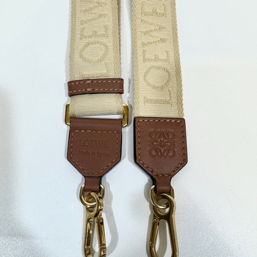 LOEWE焦糖色拚米緹花金釦伸縮調節背帶C073T87-4