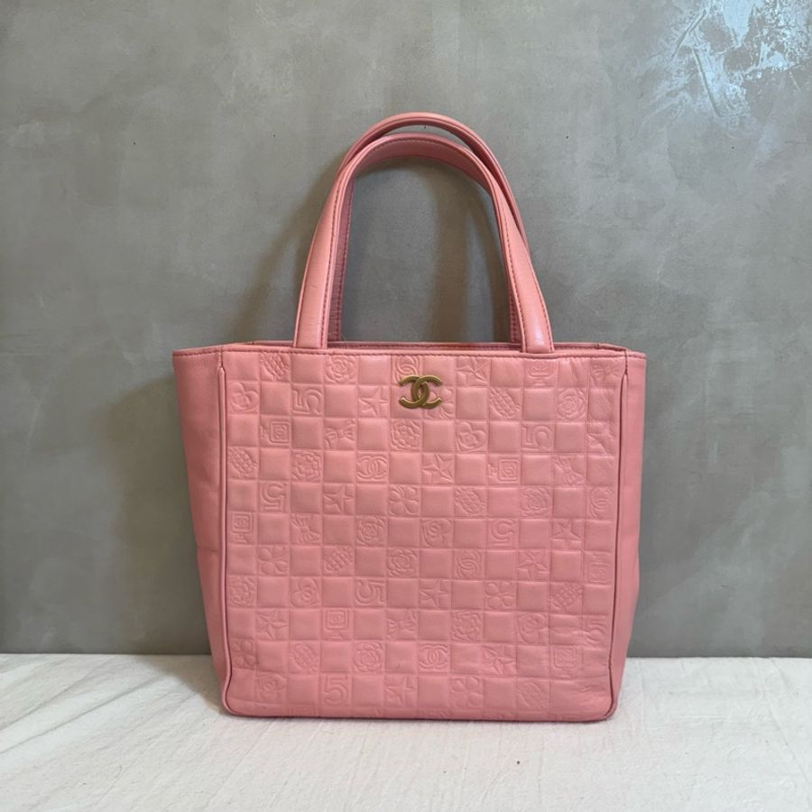 Chanel 浮雕粉色托特包-3