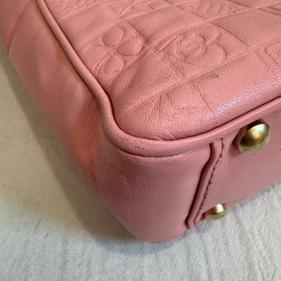 Chanel 浮雕粉色托特包-19