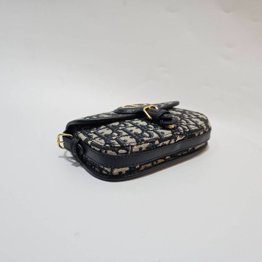 Dior 藍緹花拼藍牛皮NewDiorBobby金釦Mini下蓋磁吸斜背包-4
