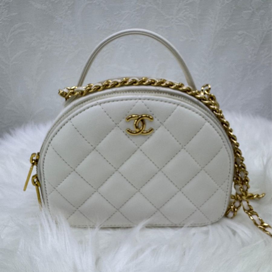 CHANEL Lamb Calf Half Moon Gold-tone CC Logo Mini Vanity Top Handle 2WAY AP3087-0