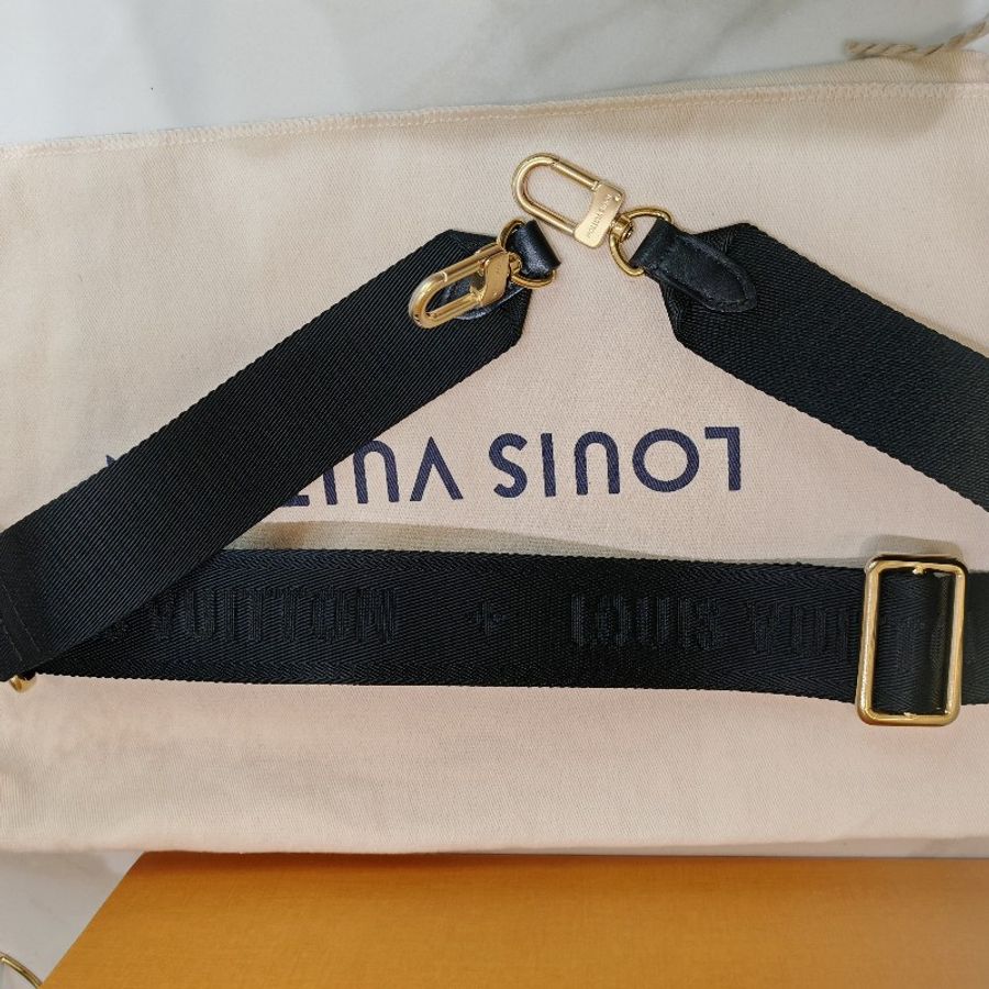 Louis Vuitton Souple Bag-24