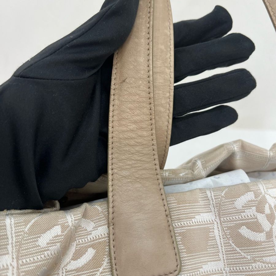 Chanel 奶茶色香奈兒冰格托特包-4