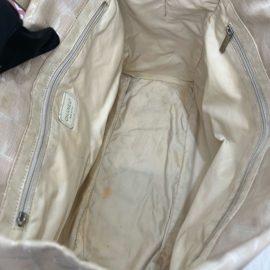 Chanel 奶茶色香奈兒冰格托特包-7